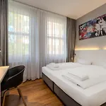 Hotel Mk 2*