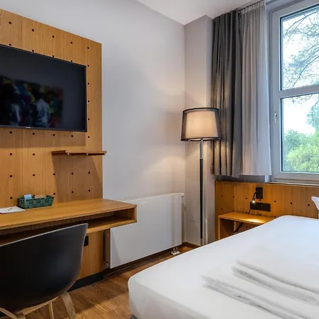 Mk Hotel 2*