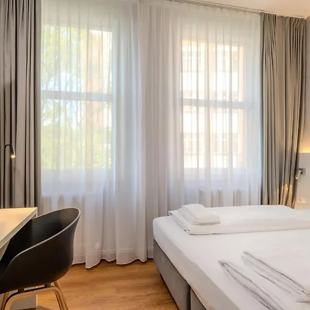Mk Hotel 2*
